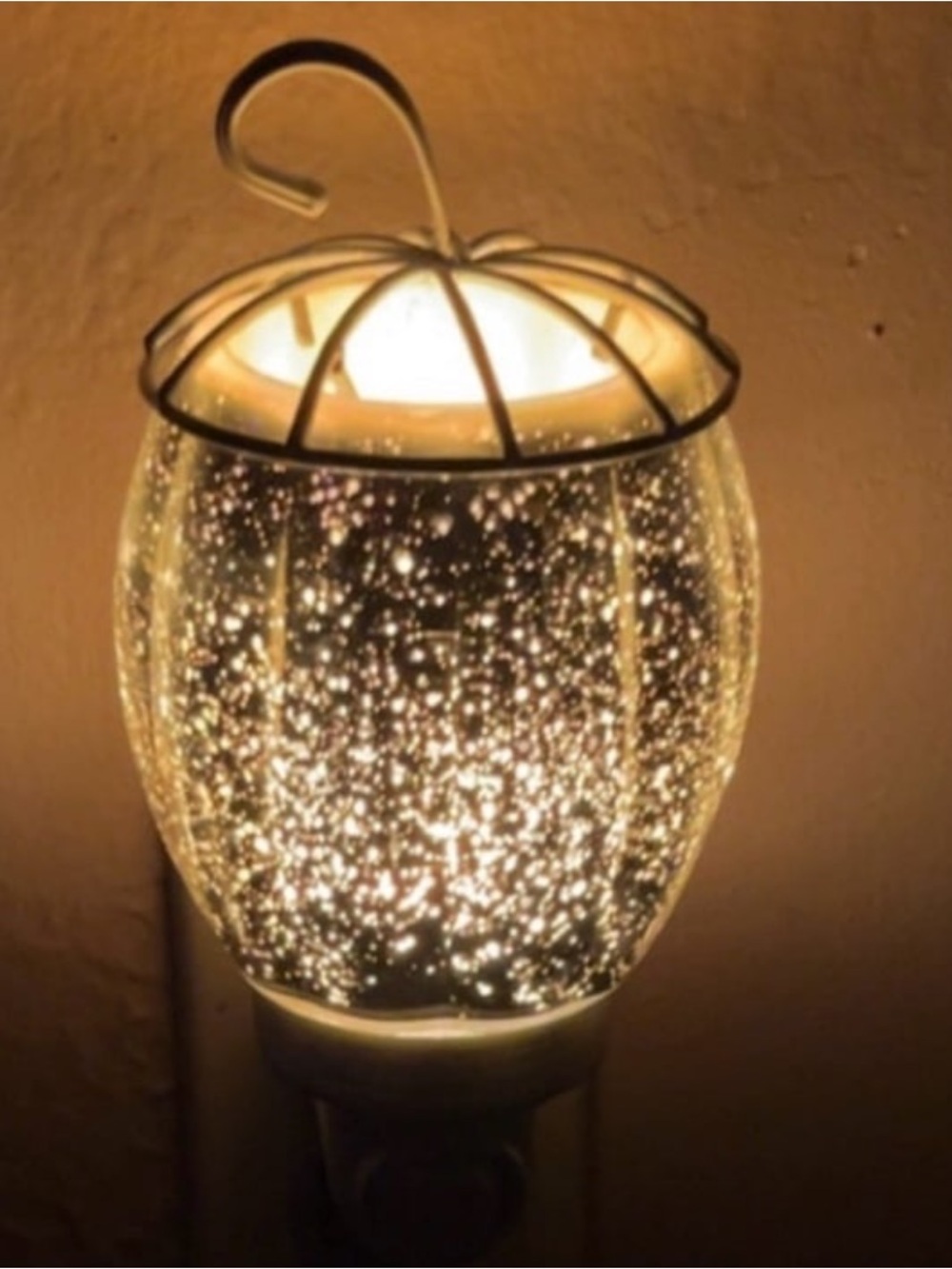 Scentsy fairytale pumpkin warmer